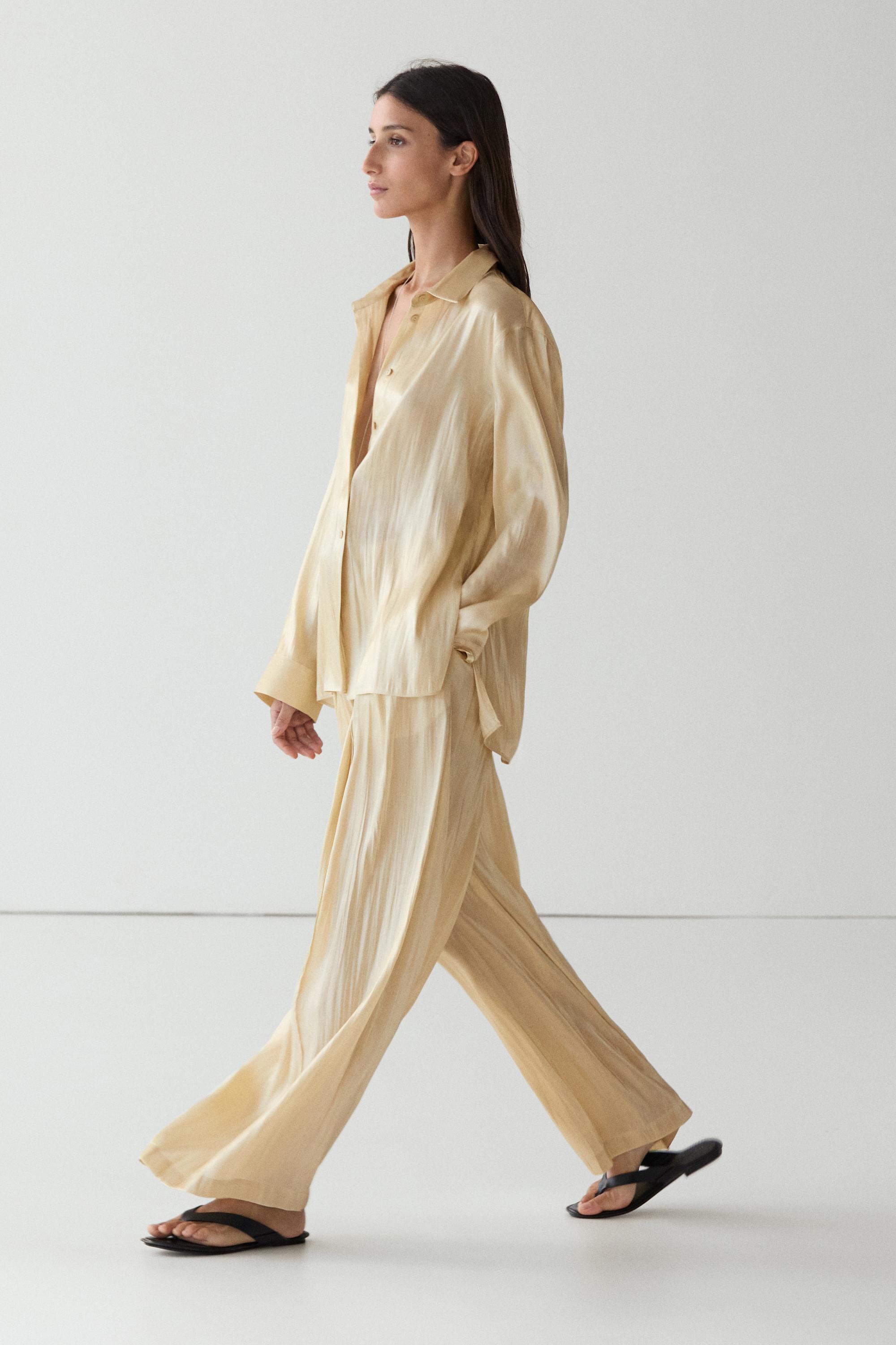 Flowing satin shirt with tie detail